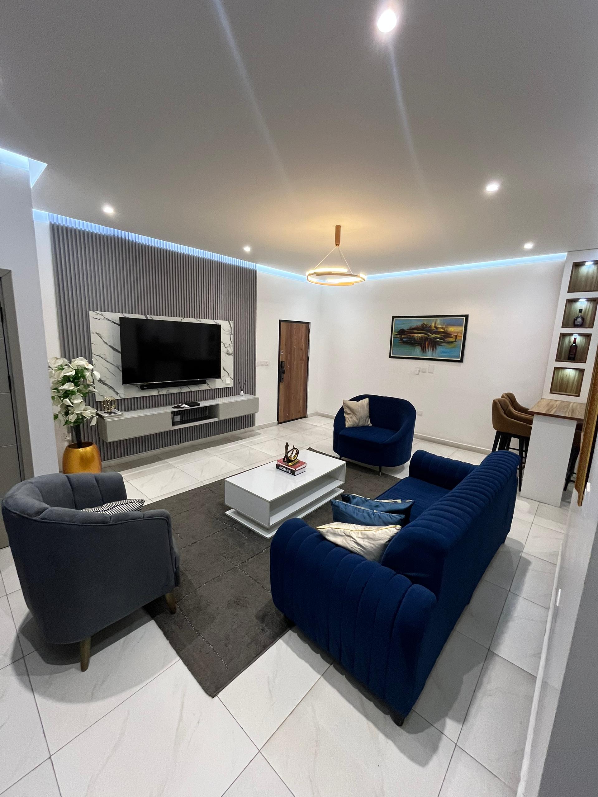 Exquisitely furnished 2 bedroom apartment